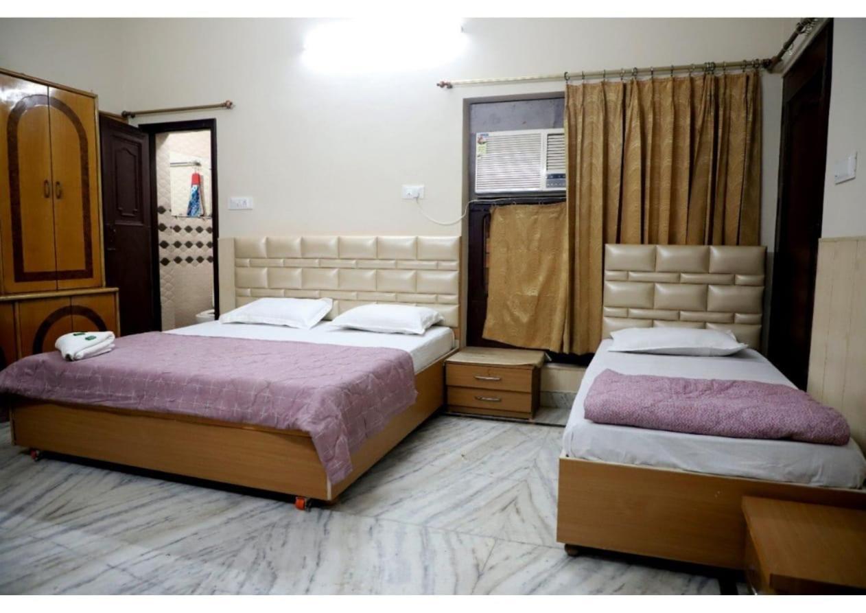 Rk Lodge Amritsar Extérieur photo