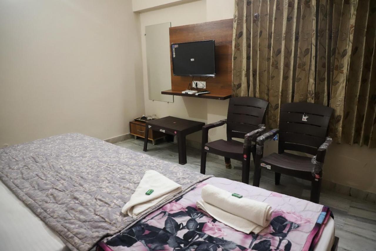 Rk Lodge Amritsar Extérieur photo
