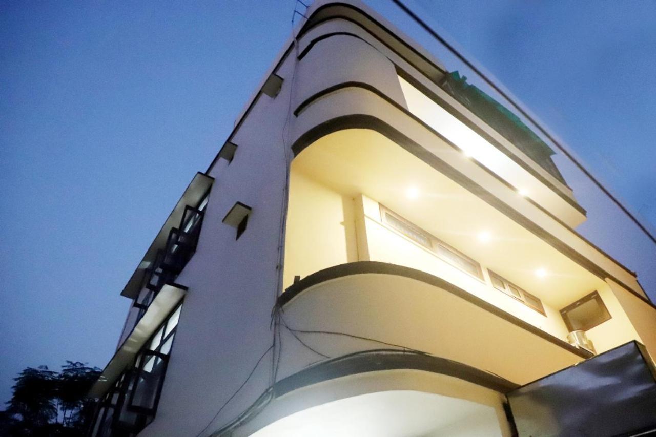 Rk Lodge Amritsar Extérieur photo