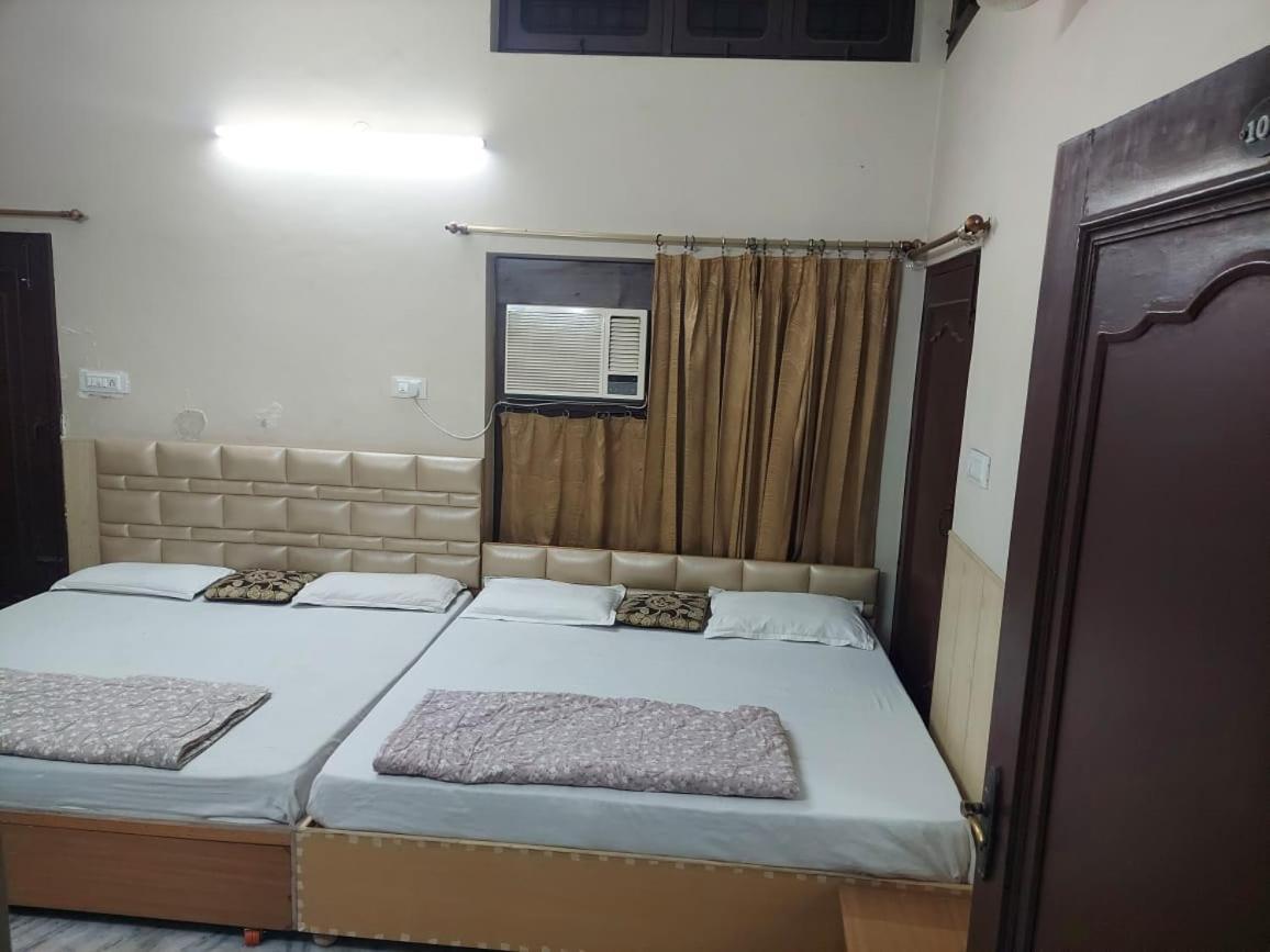 Rk Lodge Amritsar Extérieur photo