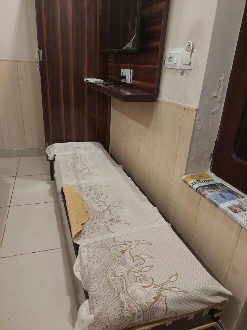 Rk Lodge Amritsar Extérieur photo